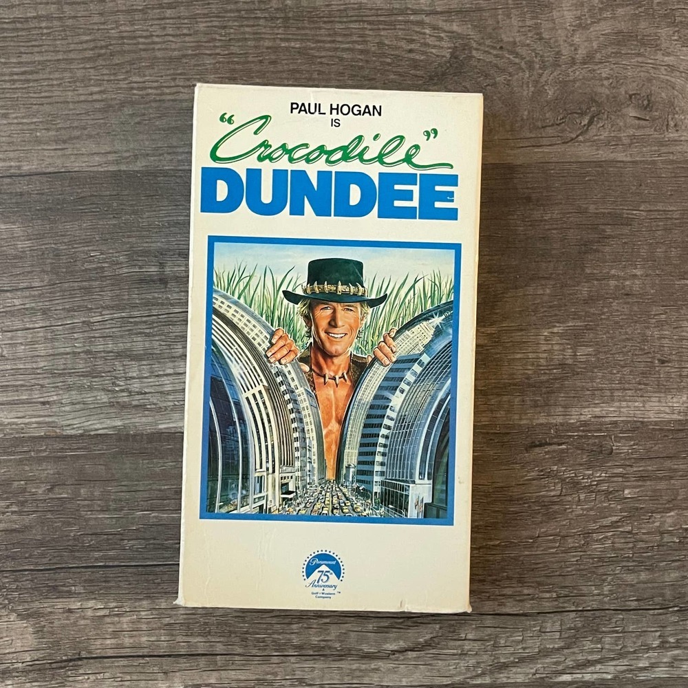 CROCODILE DUNDEE - PAUL HOGAN [ VHS ] PARAMOUNT - VINTAGE 1986